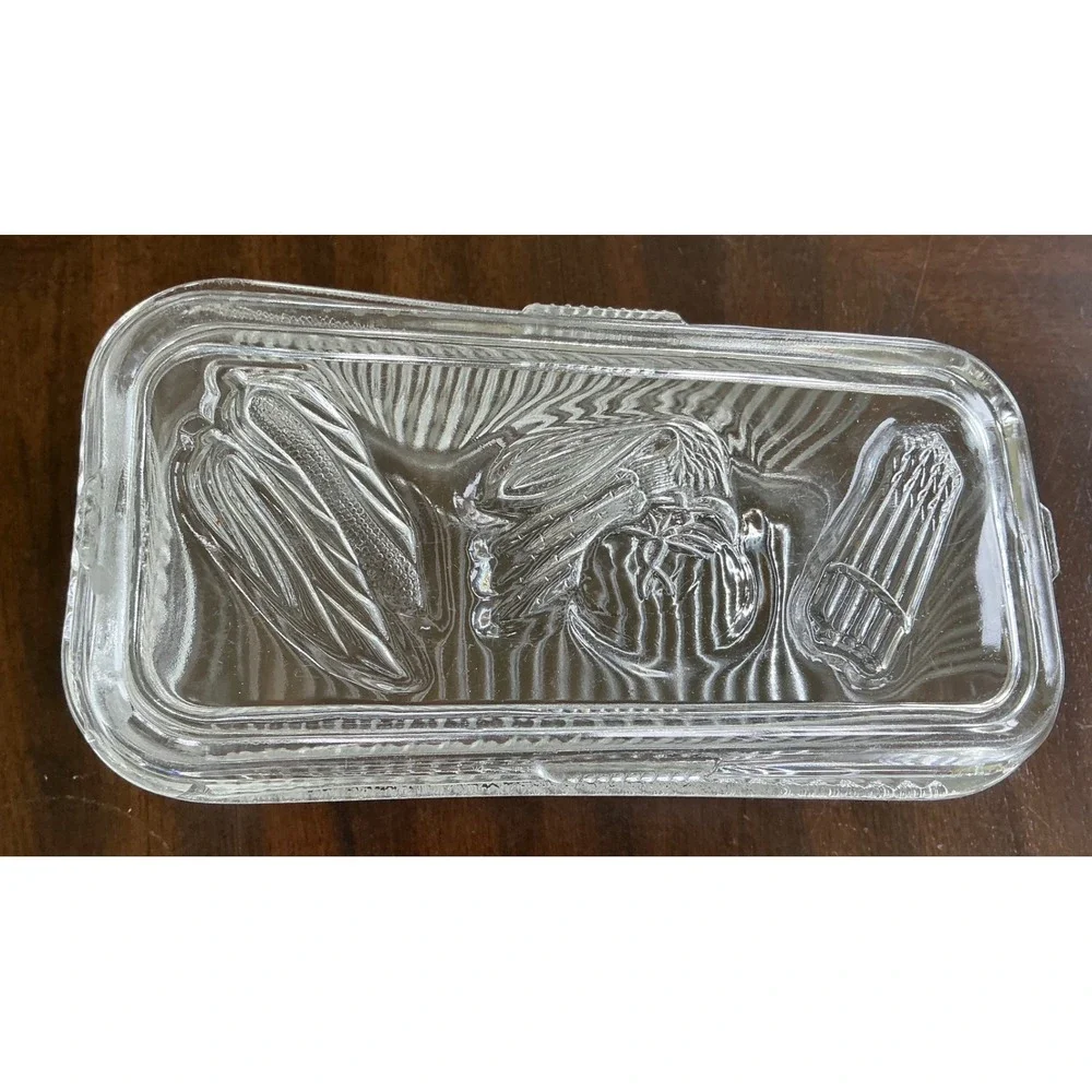 Vintage Glass Refrigerator Dish Embossed Vegetable Lid Ribbed Clear